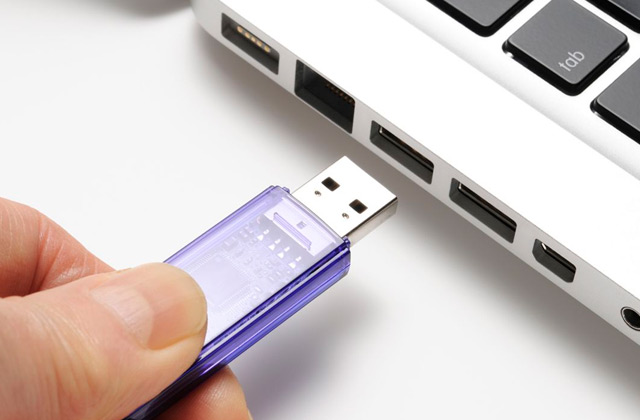 USB – Chuẩn kết nối thông dụng nhất được sử dụng trên máy tính cá nhân