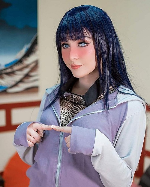 1738037045-cosplay-hinata-2.jpg