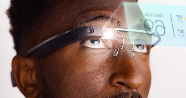 Kính Google Glass: Ra mắt quá sớm tới trước 10 năm nhưng giờ lại cực kỳ phù hợp với AI?