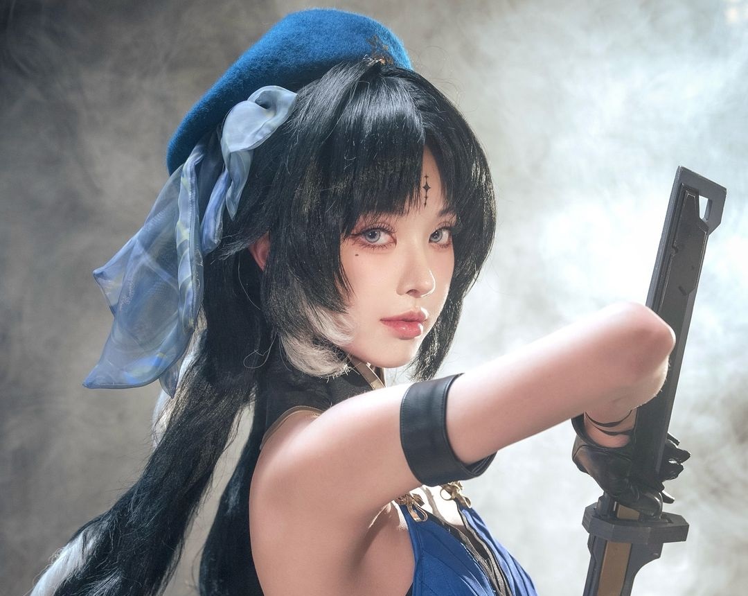 Chiêm ngưỡng loạt ảnh “bỏng mắt” của nữ coser xinh đẹp xuất hiện trong phiên live ra mắt Wuthering Waves