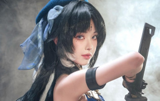 Chiêm ngưỡng loạt ảnh “bỏng mắt” của nữ coser xinh đẹp xuất hiện trong phiên live ra mắt Wuthering Waves