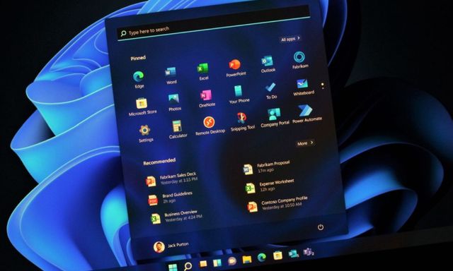 Microsoft thử nghiệm bố cục giống iOS trên Start Menu của Windows 11