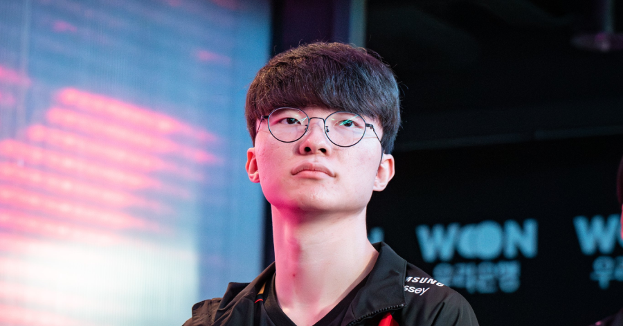 Faker "phá dớp" quan trọng lịch sử, T1 hoàn thành nhiệm vụ