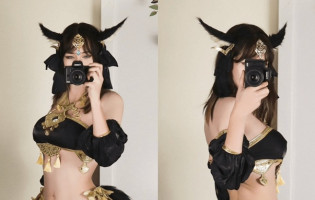 Fangirl Dark Souls lên đồ “khoe dáng” khiến người xem mê mẩn